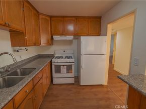 1140 Pacific Ave 20, Long Beach CA 90813