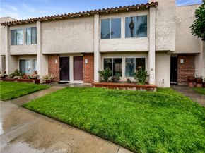 700 W La Veta, Orange CA 92868