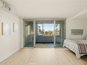 433 Pine 201, Long Beach CA 90802