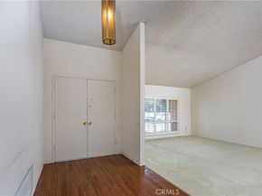 6849 Whitaker Avenue, Lake Balboa CA 91406