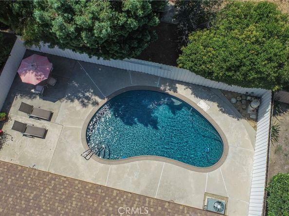6849 Whitaker Avenue, Lake Balboa CA 91406