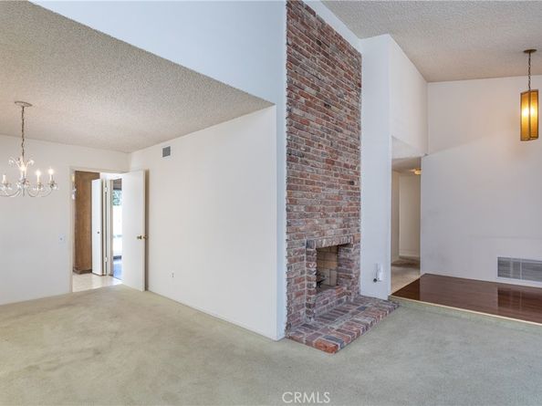 6849 Whitaker Avenue, Lake Balboa CA 91406