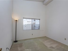 6849 Whitaker Avenue, Lake Balboa CA 91406