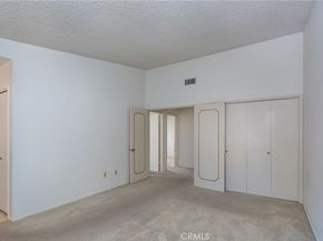 6849 Whitaker Avenue, Lake Balboa CA 91406