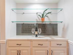 750 S Spaulding Avenue 129, Los Angeles CA 90036