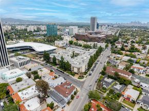 750 S Spaulding Avenue 129, Los Angeles CA 90036
