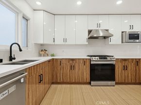 9499 Cherokee, Beverly Hills CA 90210