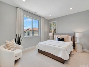 17 Ponte, Lake Forest CA 92630