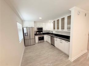 9689 Via Torino, Burbank CA 91504