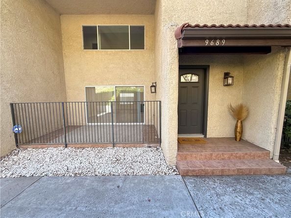 9689 Via Torino, Burbank CA 91504