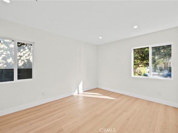 7755 Day Street, Tujunga CA 91042