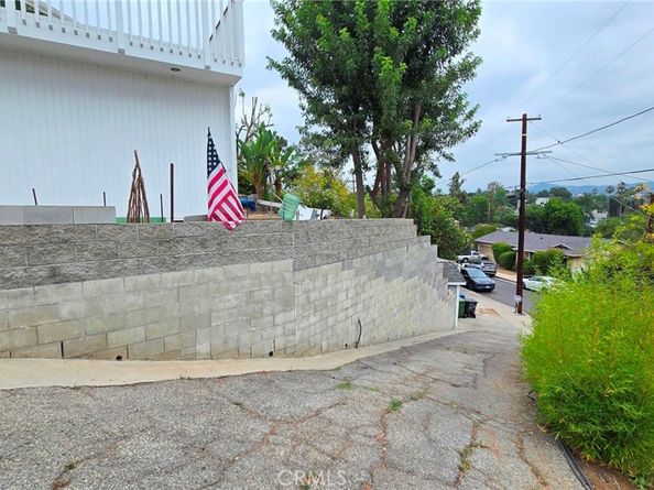 787 Terrace 49, Los Angeles CA 90042