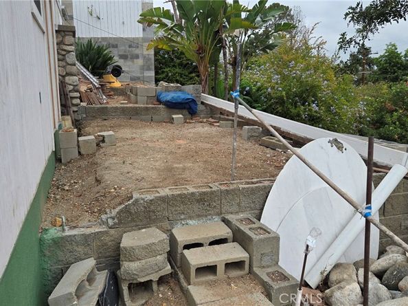 787 Terrace 49, Los Angeles CA 90042