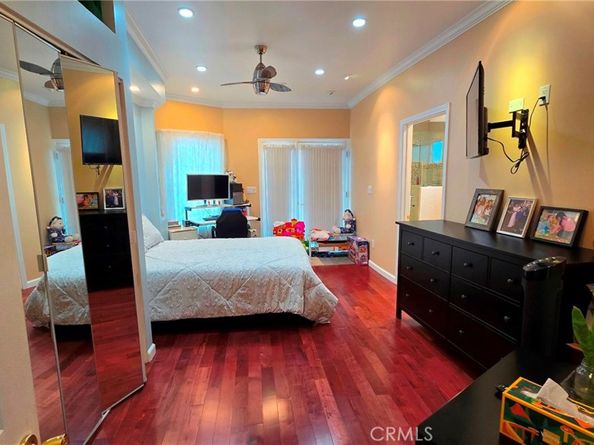 787 Terrace 49, Los Angeles CA 90042