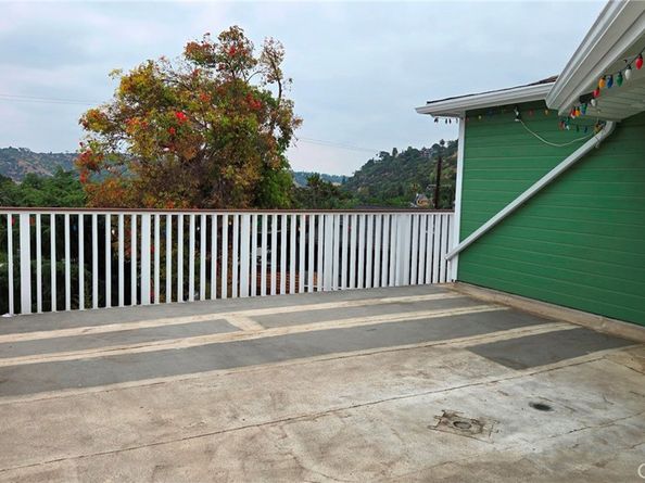 787 Terrace 49, Los Angeles CA 90042