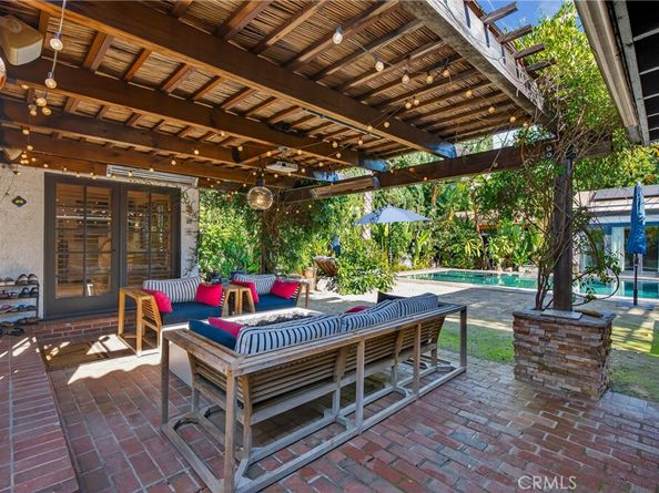 5526 Fulton, Sherman Oaks CA 91401