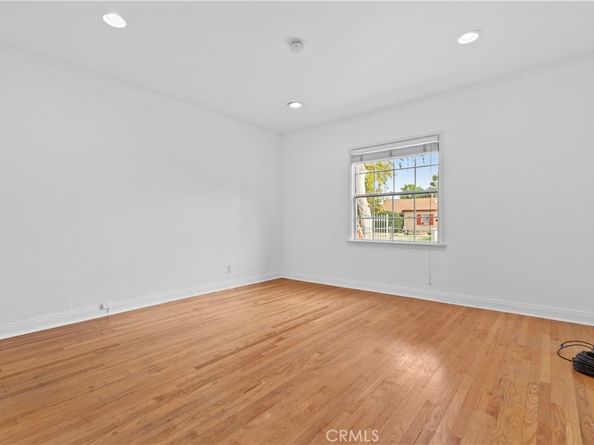 6301 Farmdale, North Hollywood CA 91606