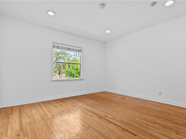 6301 Farmdale, North Hollywood CA 91606