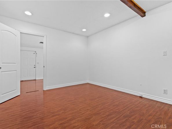 6301 Farmdale, North Hollywood CA 91606