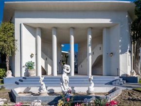 10749 New Haven Street 18, Sun Valley CA 91352