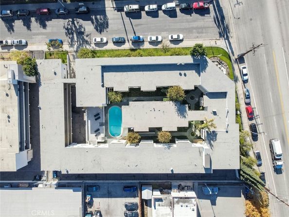 10749 New Haven Street 18, Sun Valley CA 91352