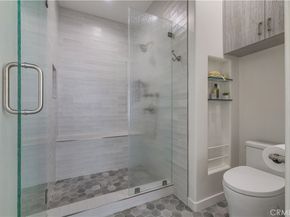 10452 Lindbrook Drive, Los Angeles CA 90024