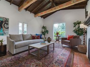 10452 Lindbrook Drive, Los Angeles CA 90024