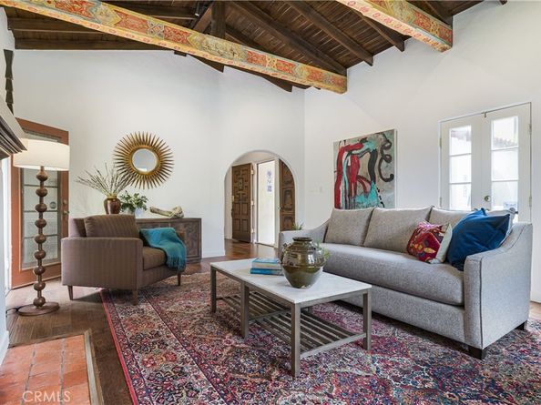 10452 Lindbrook Drive, Los Angeles CA 90024