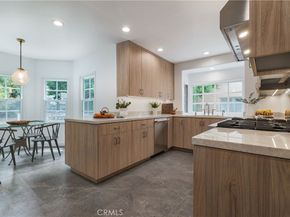 10452 Lindbrook Drive, Los Angeles CA 90024