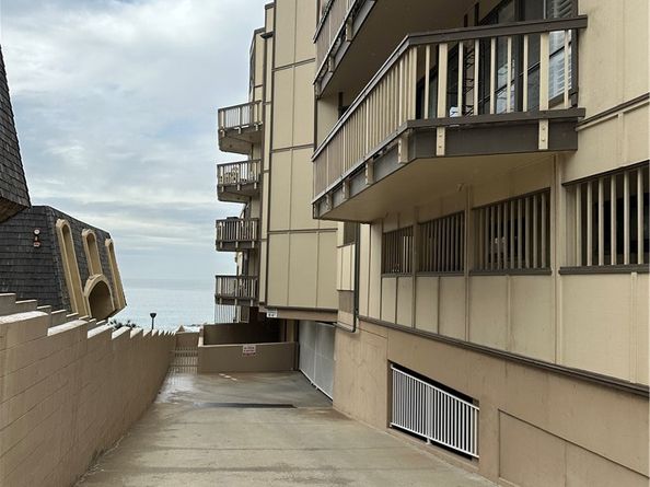 625 Esplanade 4, Redondo Beach CA 90277
