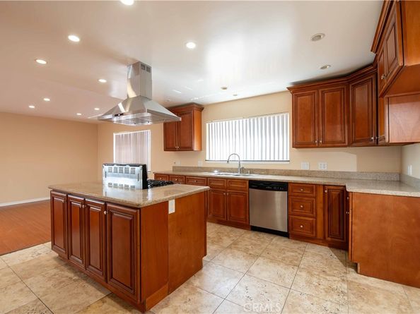 7428 Wilbur, Reseda CA 91335