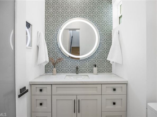 2619 Huntington Lane A, Redondo Beach CA 90278