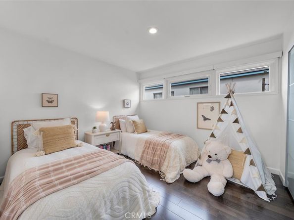 2828 Military Avenue, West Los Angeles CA 90064