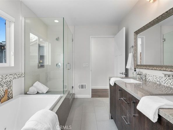 2828 Military Avenue, West Los Angeles CA 90064