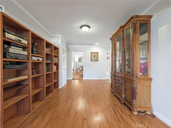 8512 Belford Avenue, Los Angeles CA 90045