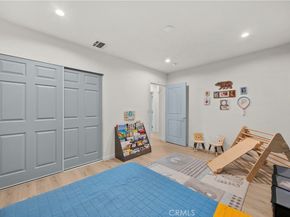 8054 Cedros Avenue, Panorama City CA 91402