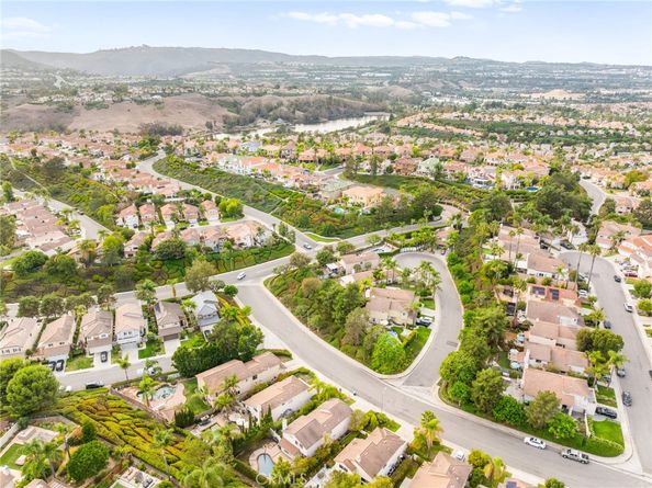 24862 Vista Rancho, Laguna Niguel CA 92677