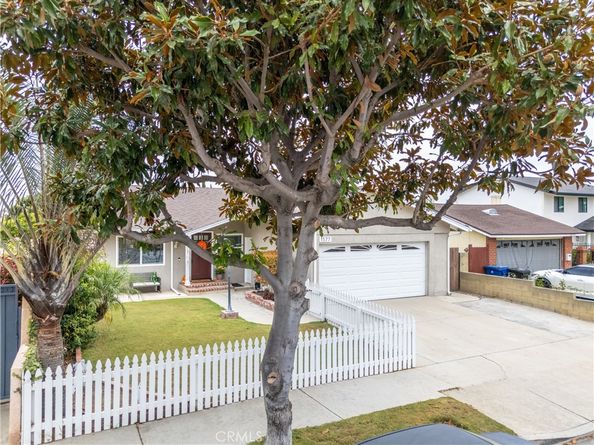 1577 238th, Harbor City CA 90710