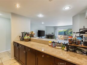 20253 Keswick 233, Winnetka CA 91306