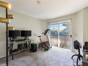 20253 Keswick 233, Winnetka CA 91306
