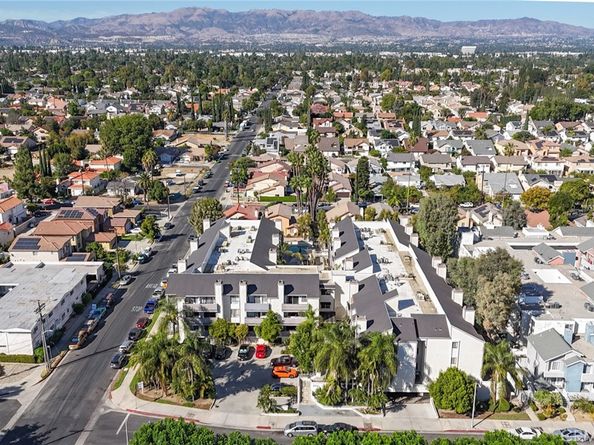 20253 Keswick 233, Winnetka CA 91306