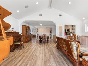 6651 Rockglen, San Diego CA 92111