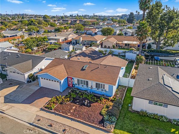 6651 Rockglen, San Diego CA 92111