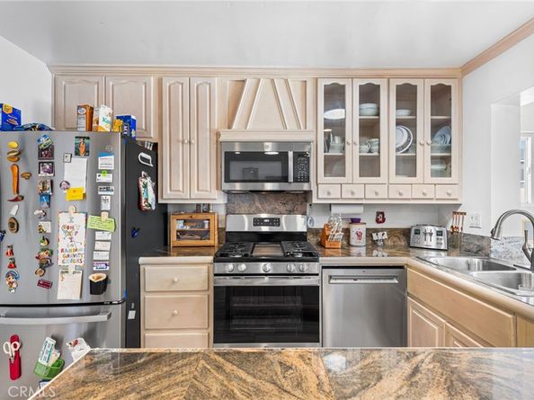 6651 Rockglen, San Diego CA 92111