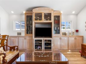 6651 Rockglen, San Diego CA 92111