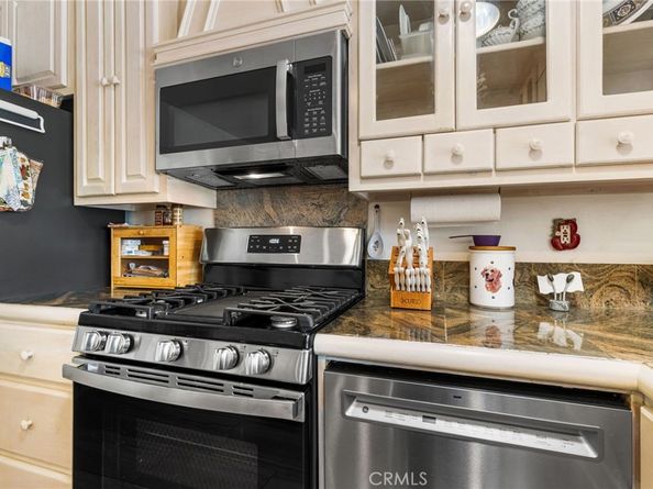 6651 Rockglen, San Diego CA 92111