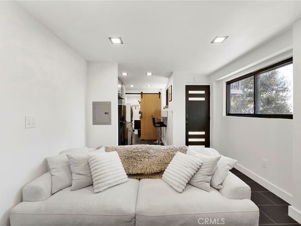 4009 Weslin Avenue, Sherman Oaks CA 91423