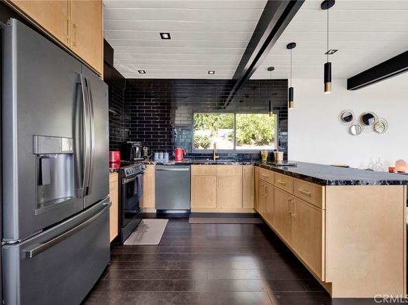 4009 Weslin Avenue, Sherman Oaks CA 91423