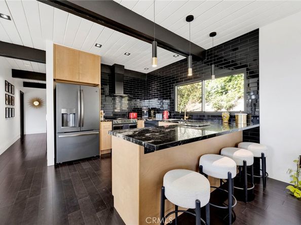 4009 Weslin Avenue, Sherman Oaks CA 91423