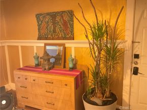 843 N Edgemont Street, Los Angeles CA 90029